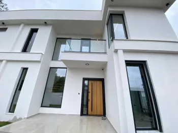 Kepez Antalya'da Çağdaş Lüks Satılık Villa